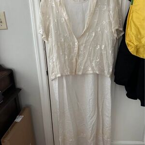 Chic Cream Floral Maxi Dress and shirt set - silk and linen